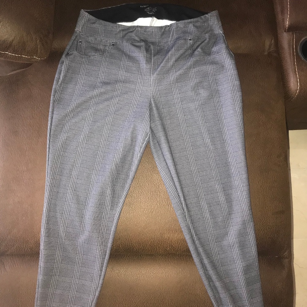 COPY - Plaid Stretch Leggings